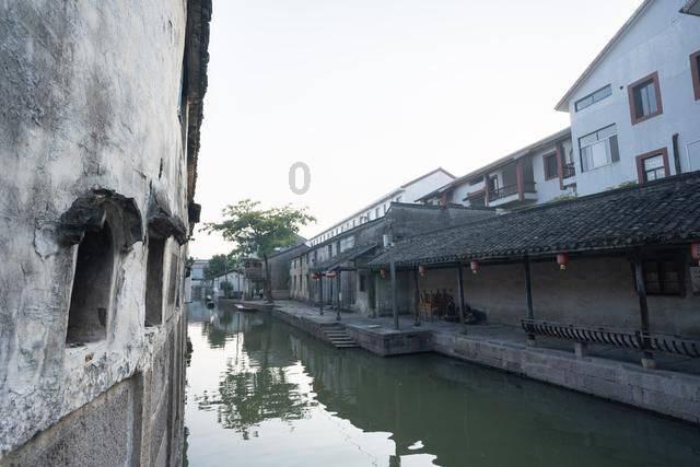 你认为情感婚姻与风水有关系么？